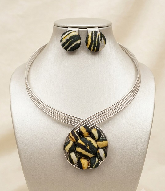The Tiger's Eye set_199